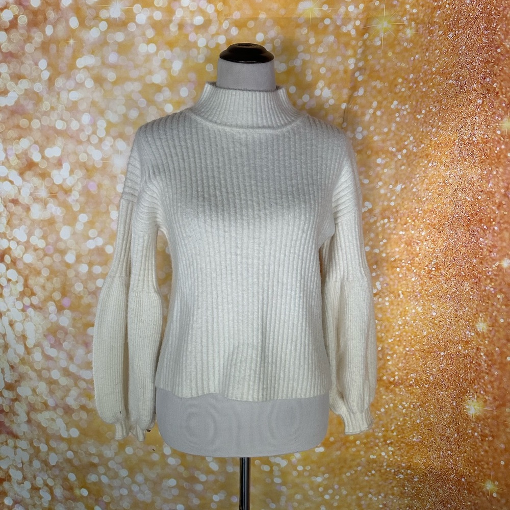 Loveriche Balloon Sleeve Winter White Sweater